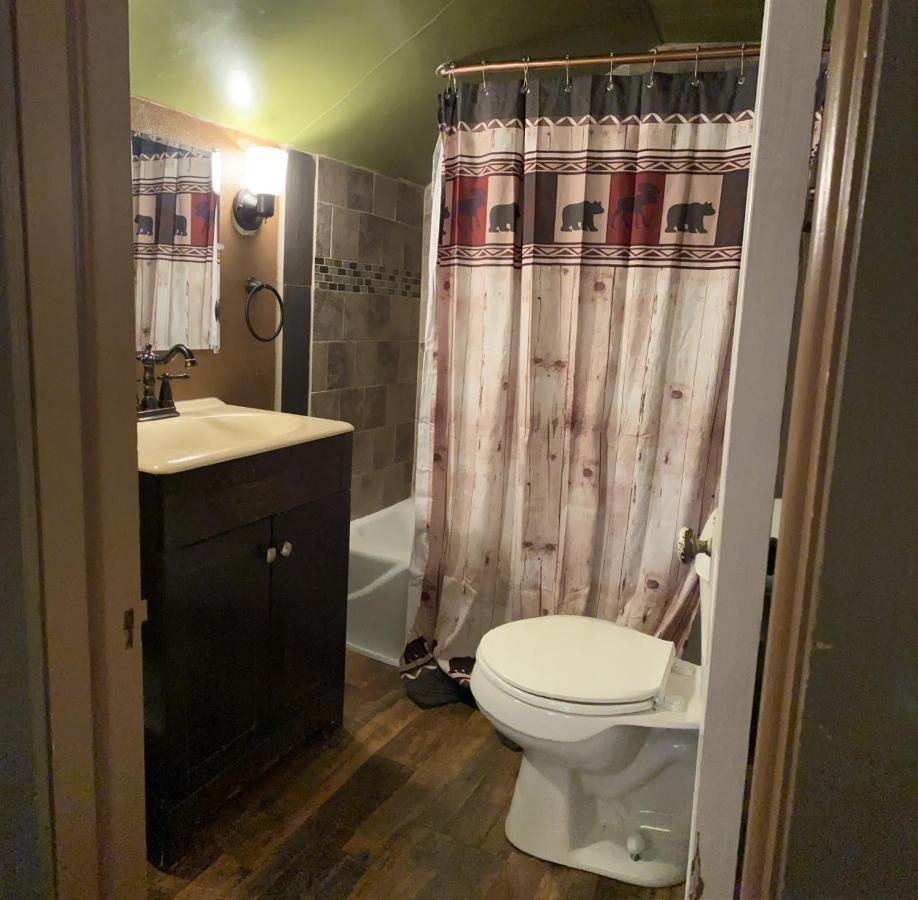 Moosehead Lodge Rangely Екстериор снимка